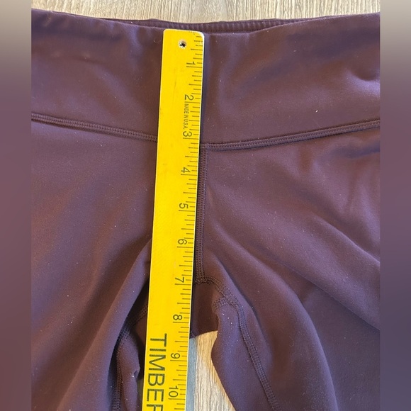 Lululemon Black Cherry Color Align Crop Leggings Size 6 W6AMPS Pilling **Read**. - Picture 11 of 13